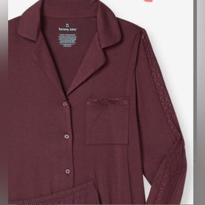 Tommy John long sleeve lace trimmed lounge/sleep top SUPER SOFT